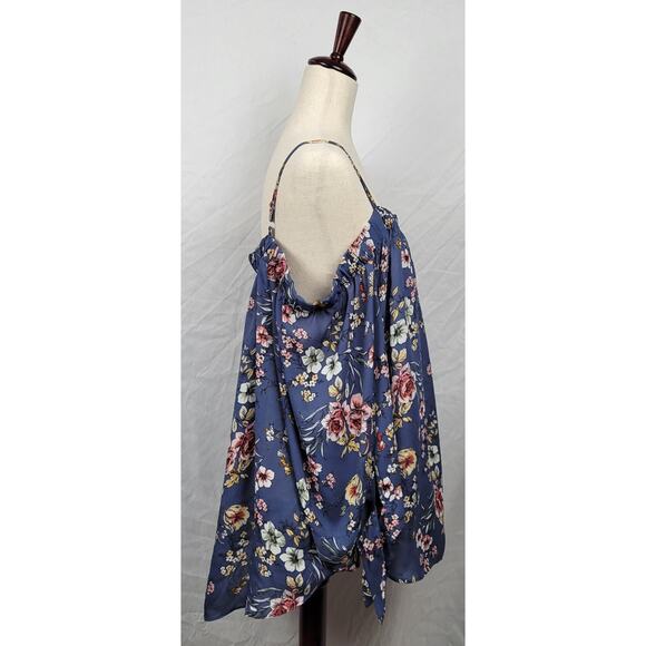 A. Byer Polyester Women's 3X Purple Flowers Blouse - Picture 4 of 8